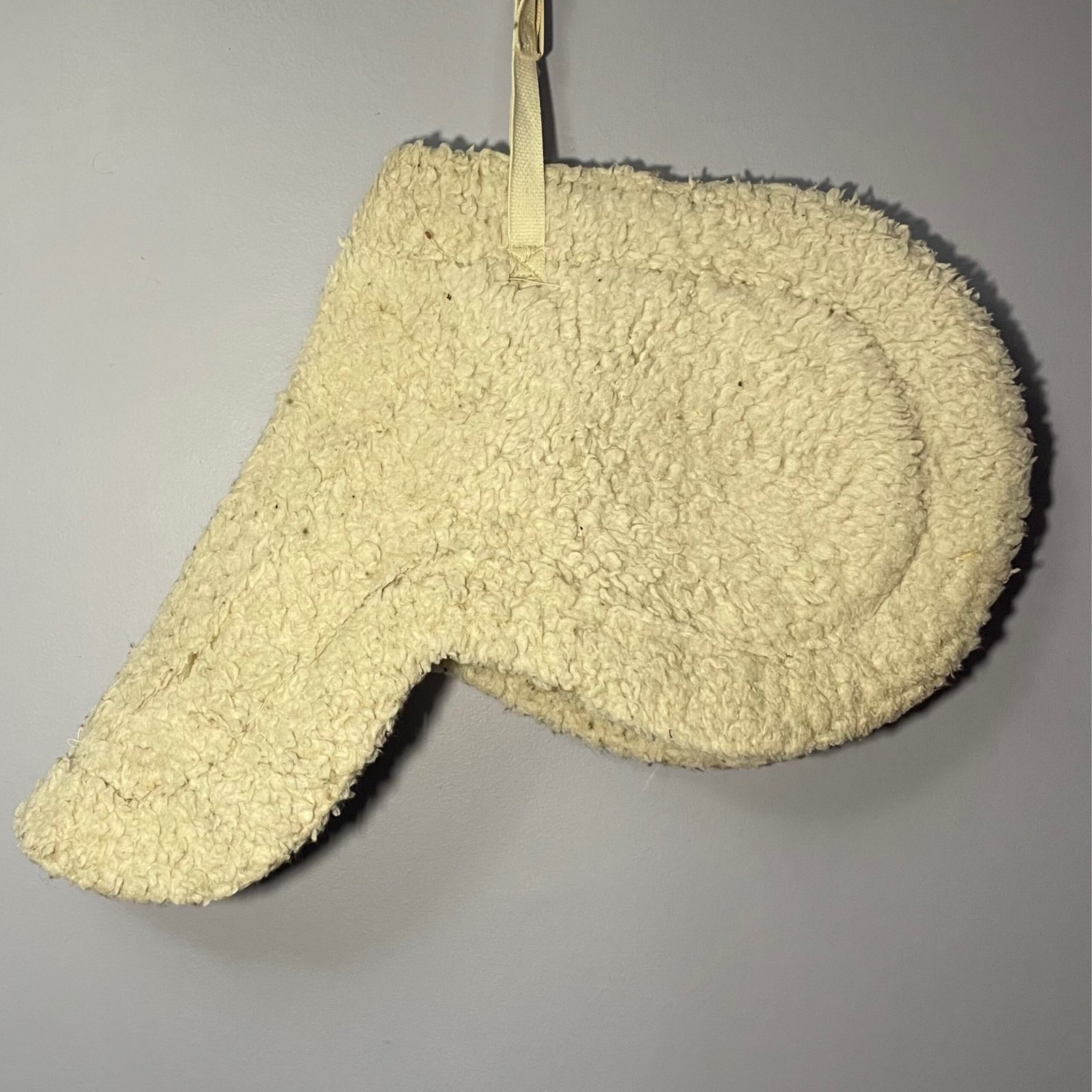 original-591-scaled-1.jpeg English Shaped Saddle Pad - White - Image 1