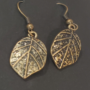 Antique Gold Round Leaf