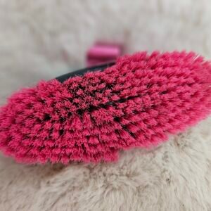 Brush Pink bristles