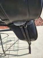 English Saddle Synthetic All Purpose 16" thorowgood