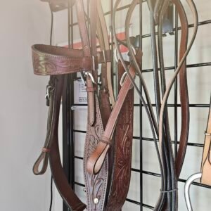 Headstall&Breast CollarReins Dark Tooled