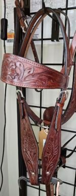 Headstall&Breast CollarReins Dark Tooled