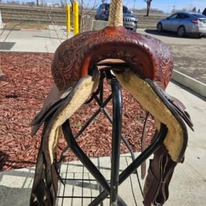 Saddle Circle Y Cutting & Reining