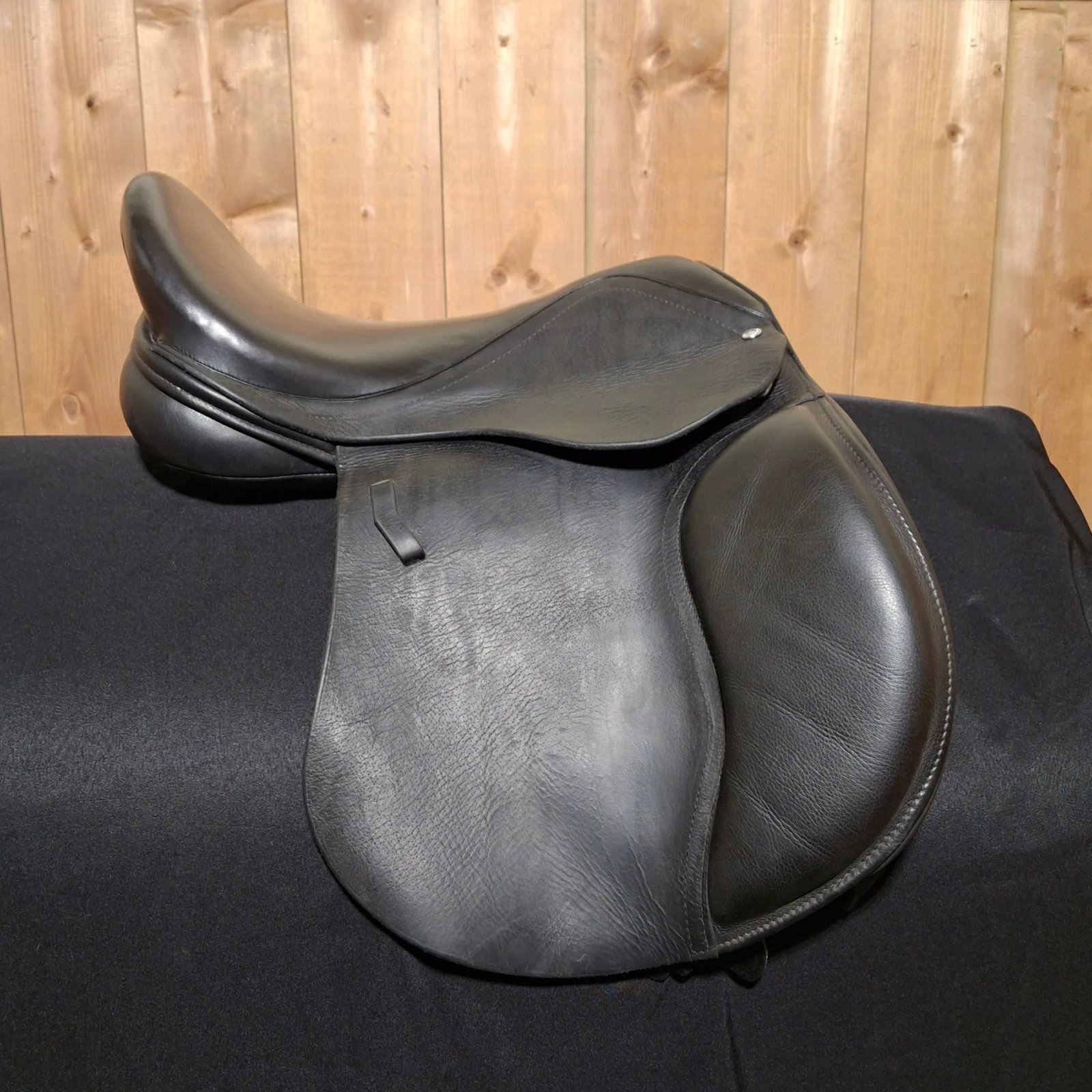 Used 16" Loxley Pony All-Purpose/Jump Saddle Used 16" Loxley Pony All-Purpose/Jump Saddle