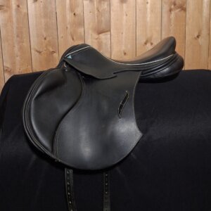 Used 17" Bliss of London Regency Jump Saddle