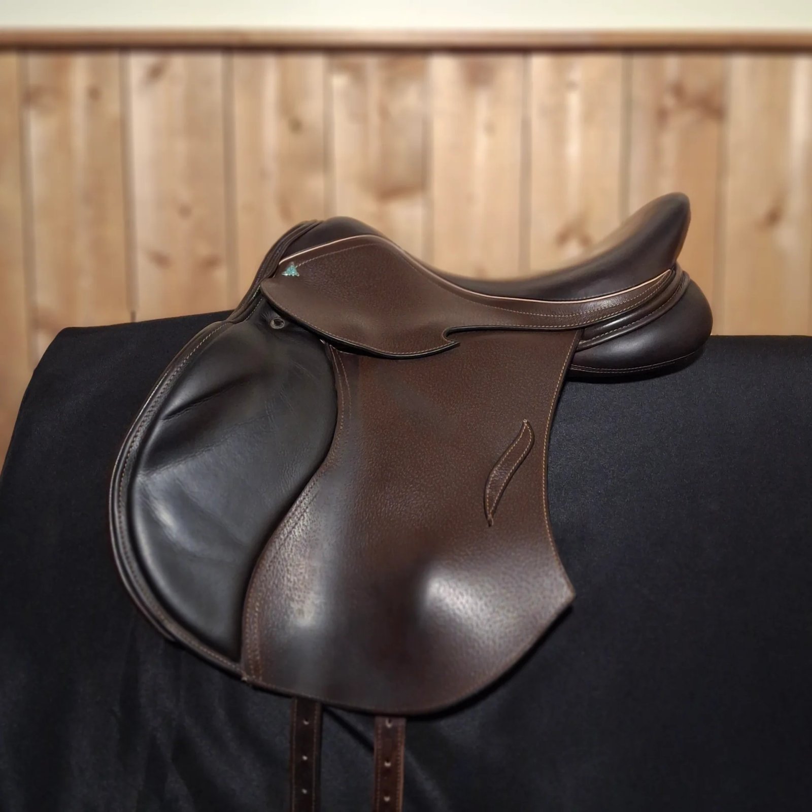 Used 17" Bliss of London Regency Jump Saddle Used 17" Bliss of London Regency Jump Saddle