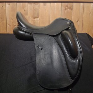 Used 17.5" Custom Everest R Dressage Saddle