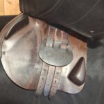 Used 17.5" Equipe DaVinci Jump Saddle
