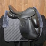 Used 17.5" N2 Vinctore Dressage Saddle