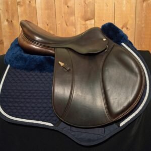 Used 18" Equipe Grand Prix Jump Saddle