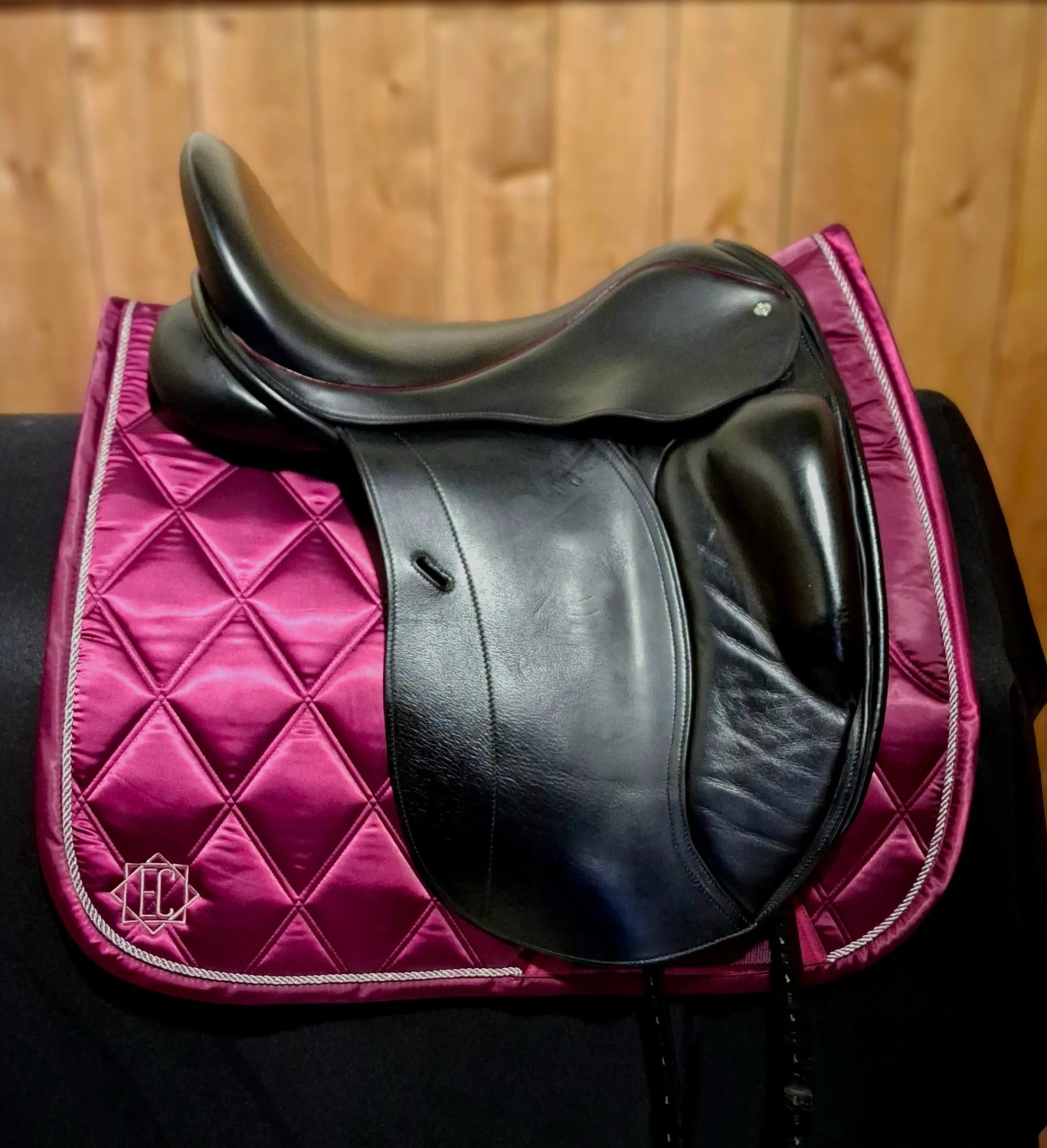 Used 18.5" Loxley by Bliss of London Dressage Monoflap Saddle Used 18.5" Loxley by Bliss of London Dressage Monoflap Saddle