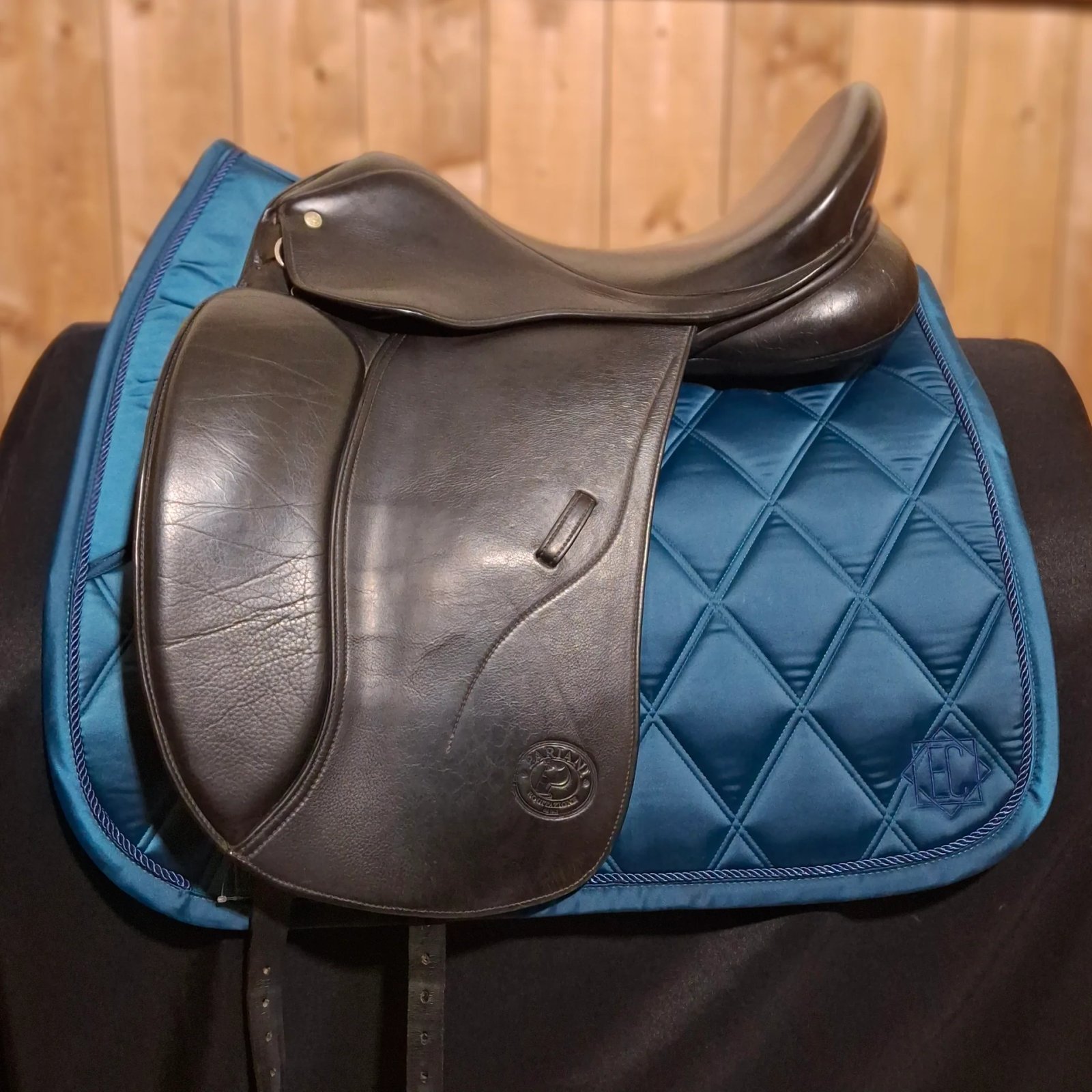 Used 19" Pariani Dressage Saddle Used 19" Pariani Dressage Saddle
