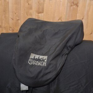 Used Eskadron Saddle Cover