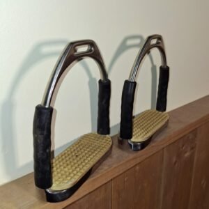 Used Fillis Flex Stirrup Irons